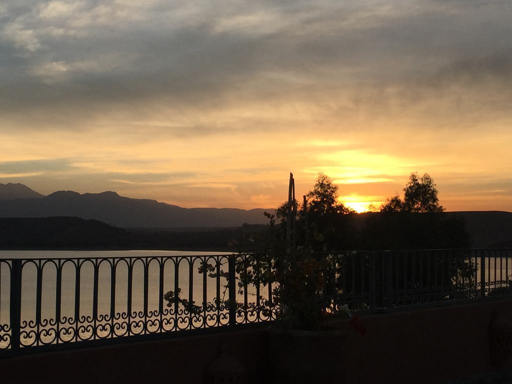 Le Patio Du Lac Лала Такеркуст Екстериор снимка